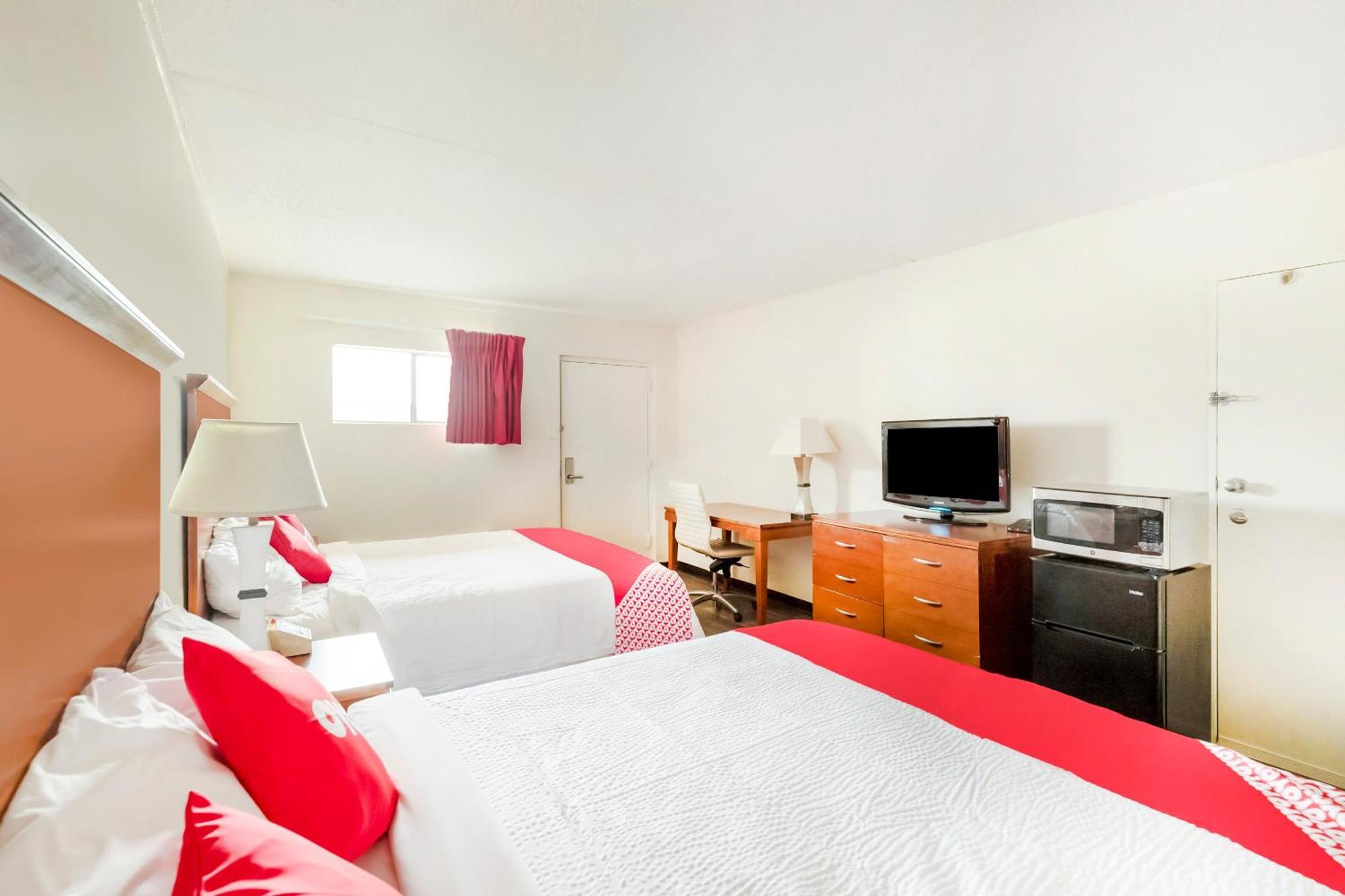 Oyo Hotel San Antonio Lackland Afb Seaworld Hwy 90 W Екстериор снимка