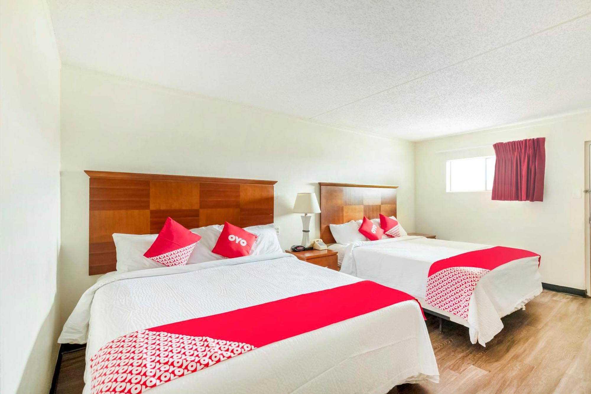 Oyo Hotel San Antonio Lackland Afb Seaworld Hwy 90 W Екстериор снимка